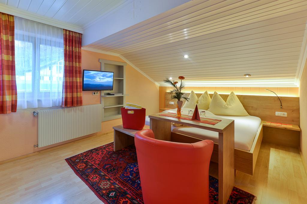 Stockingers Guest House Klösterle Quarto foto